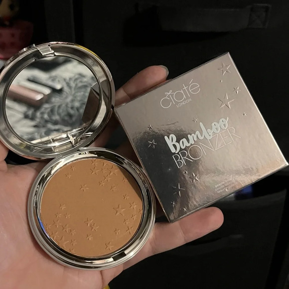 MAKEUP BUNDLE - Picture 4 of 8